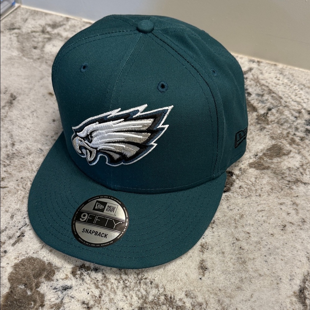 NWT! New Era Philadelphia Eagles Snapback Hat - Teal and White